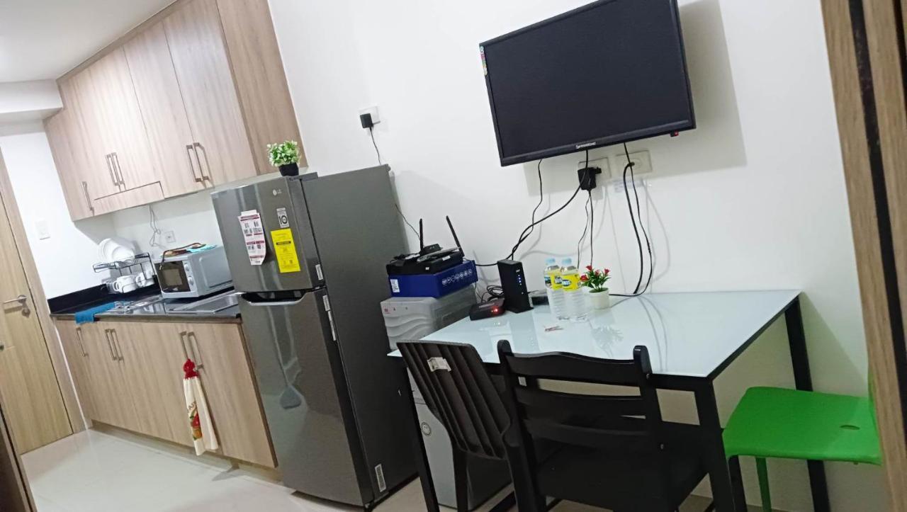 מנילה Shore Residence D7 Near Mall Of Asia & Airport מראה חיצוני תמונה