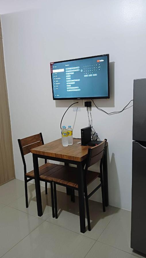 מנילה Shore Residence D7 Near Mall Of Asia & Airport מראה חיצוני תמונה